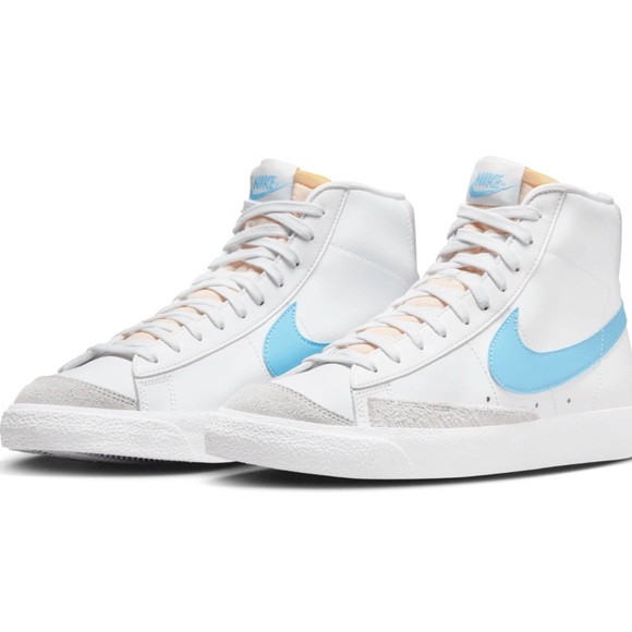 Nike Men’s BLAZER MID '77 VNTG

Style BQ6806-126 Sneakers - Picture 6 of 16